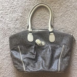 Cute classy Guess Bag